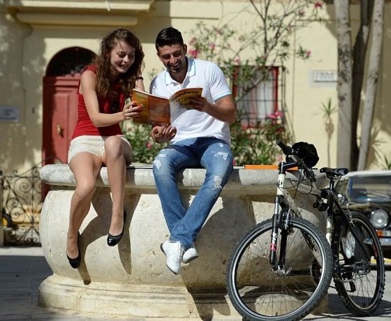 relax po hodine anglického jazyka v mestečku Sliema na Malte jazykový pobyt Sliema, Malta